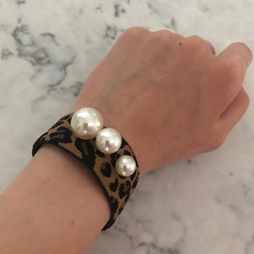 Pair of Anthropologie Hair Tie / Bracelet beaded - Picture 4 of 7